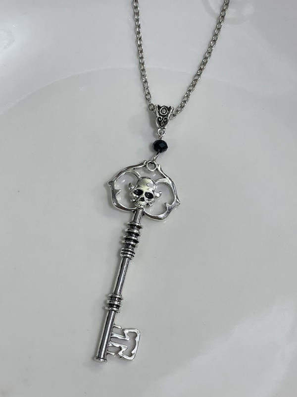 skull key  Image 3 Preview