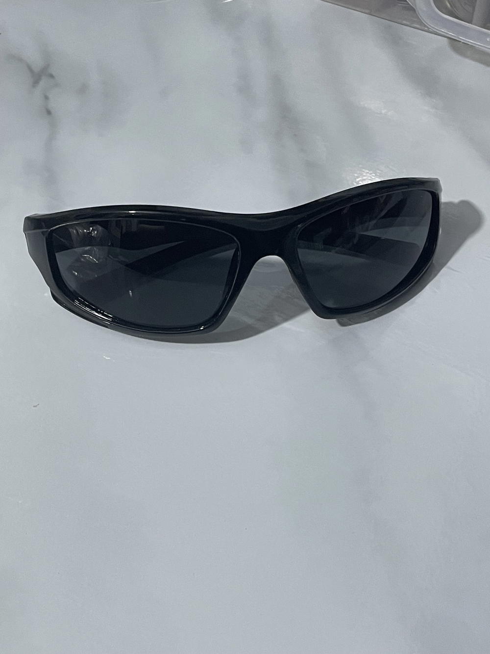 sunglasses  Preview Image