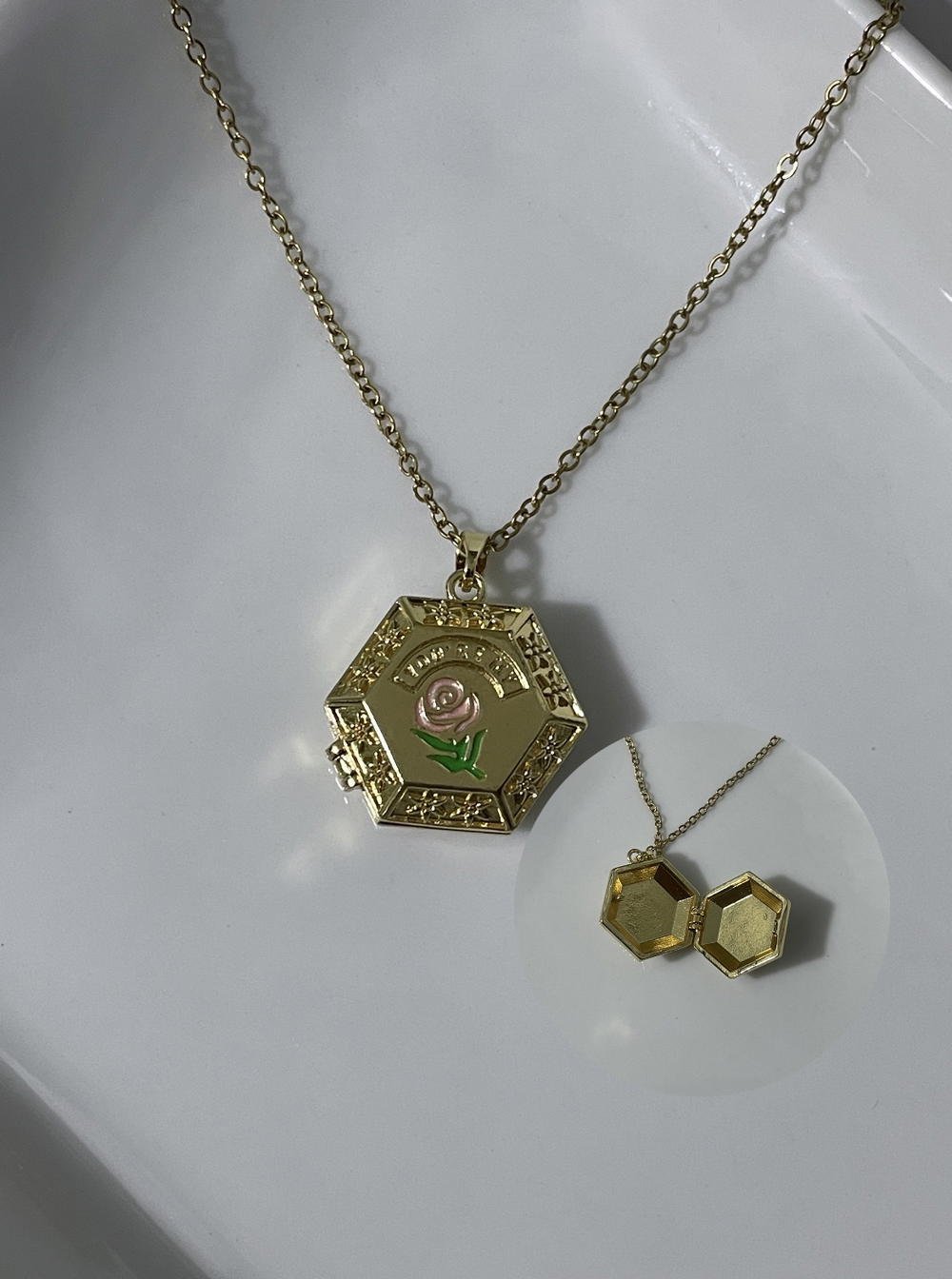 Stainless Steel Picture Locket Photo Necklace Preview Image