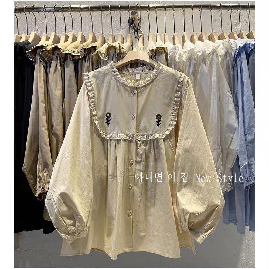 blouse  Preview Image