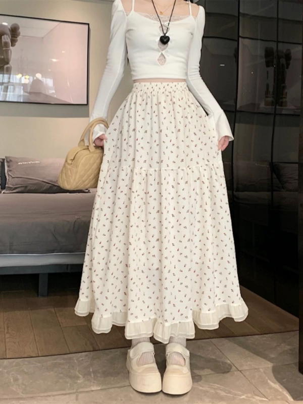 cute skirt  Image 2 Preview