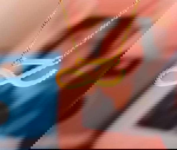 سلسلة golden  Image 1 Preview