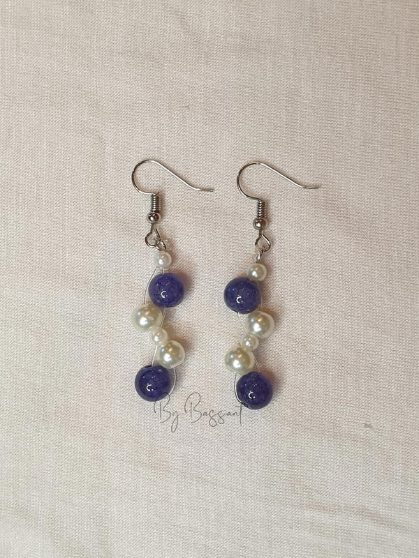 Blue twist earrings 💙 Image 1 Preview