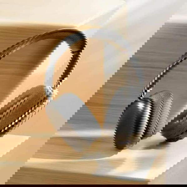 HEADPHONE Image 1 Preview