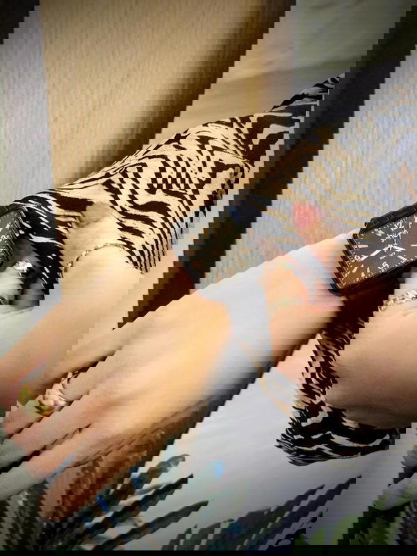 ساعة شي ان مربعه Image 3 Preview