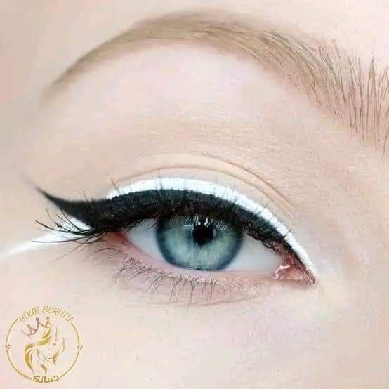 أيلاينر أبيض من روز بيري الأصلي Image 1 Preview