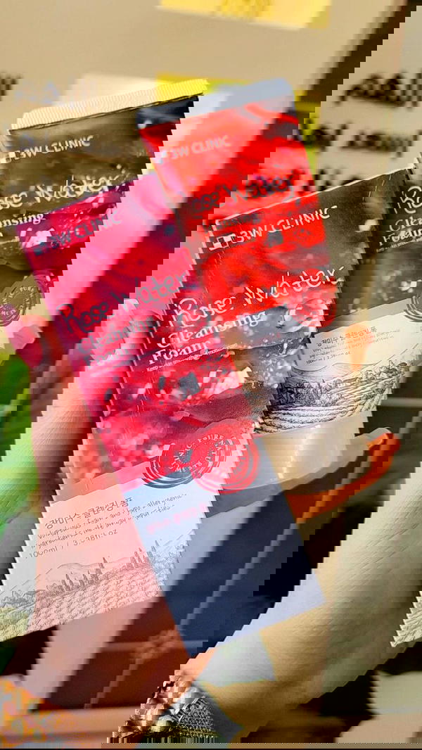 غسول ماء الورد الكورى مناسب لجميع انواع البشرة خاصة الحساسة والباهته Image 1 Preview