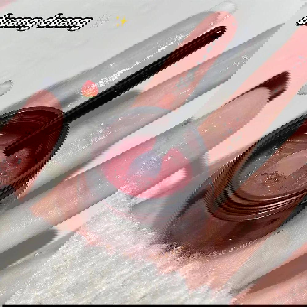 ليب سلبينج ماسك للشفاه Preview Image
