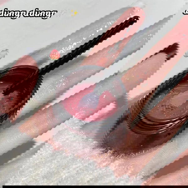 ليب سلبينج ماسك للشفاه Image 1 Preview