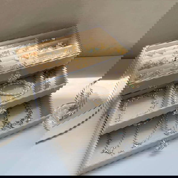 منظم الاكسسوارات الاكريليك*ادراج قطيفة  Image 2 Preview