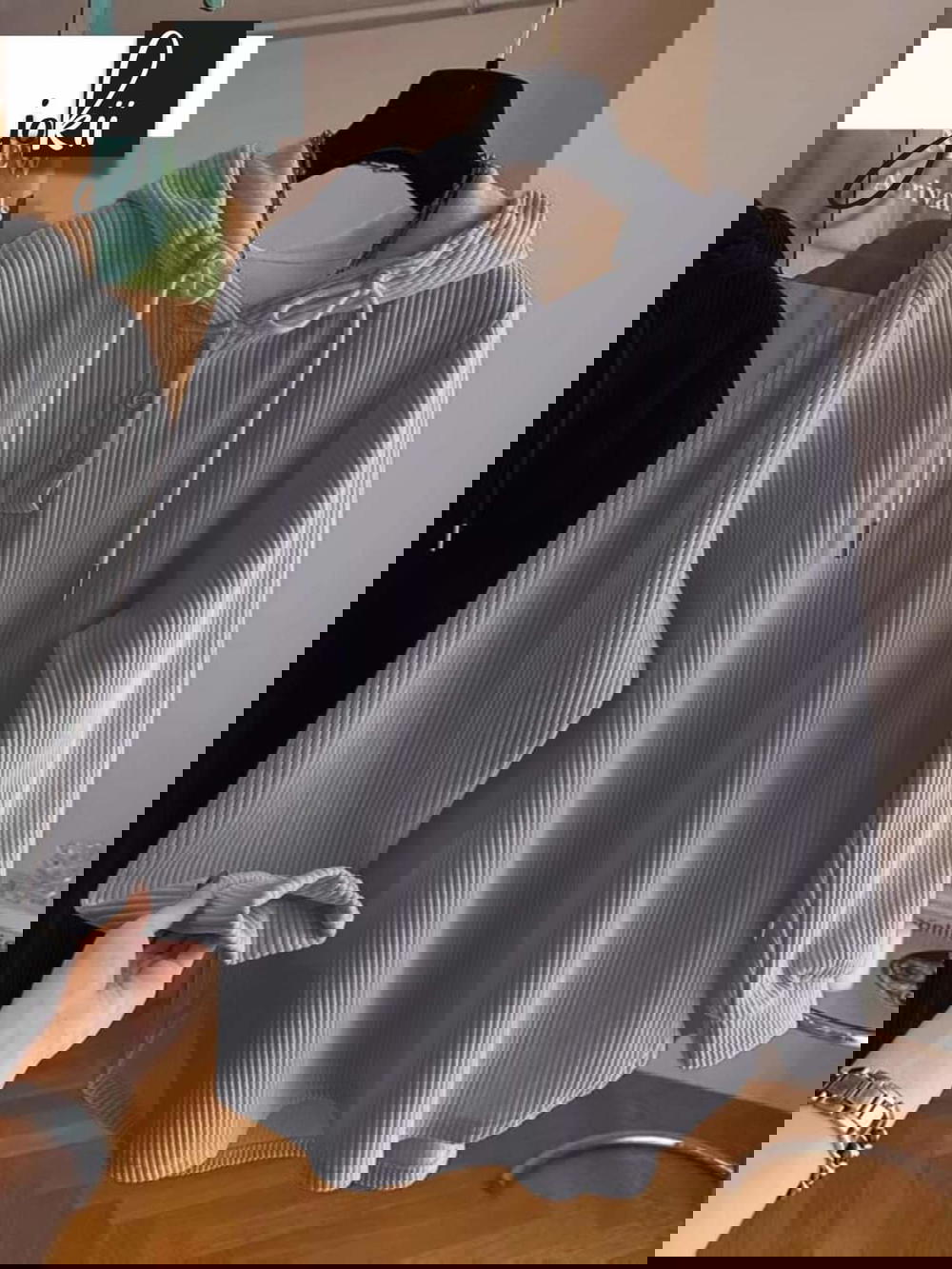 سويتشرت قطيفة Preview Image