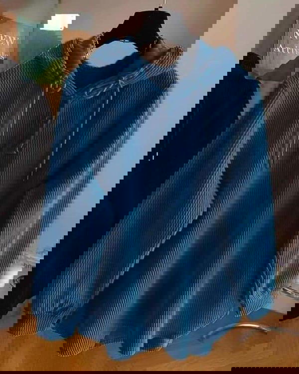 سويتشرت قطيفة Image 5 Preview