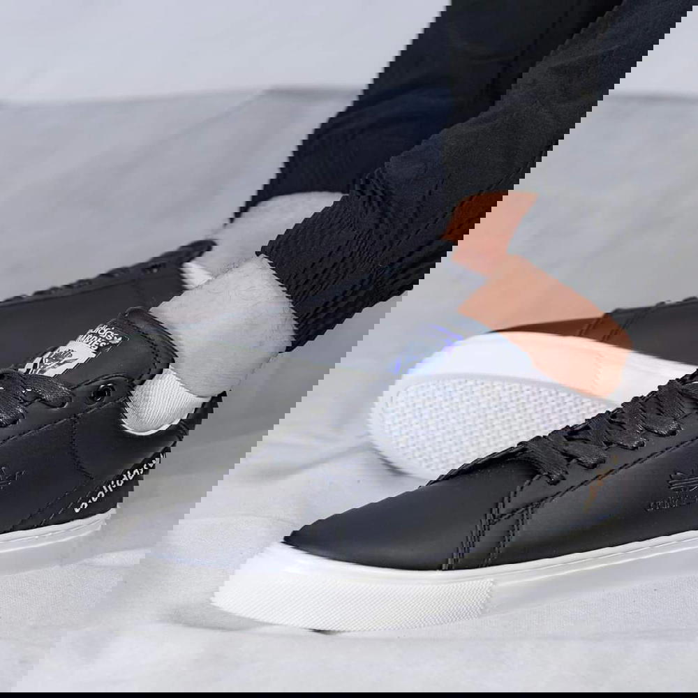 كوتشي adidas Preview Image