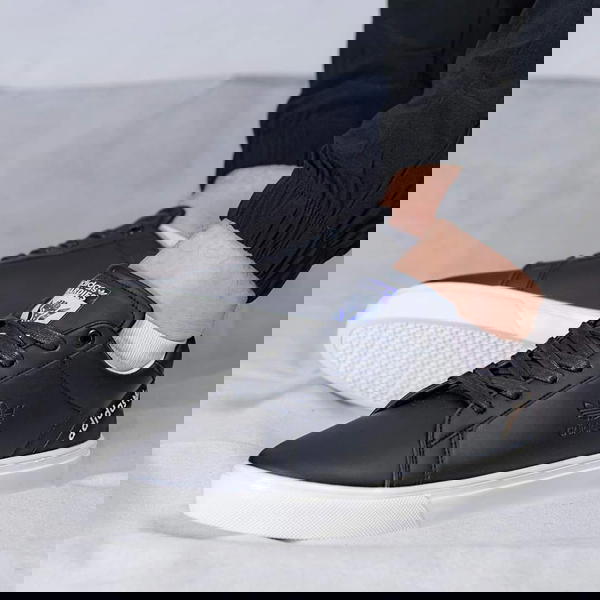 كوتشي adidas Image 1 Preview