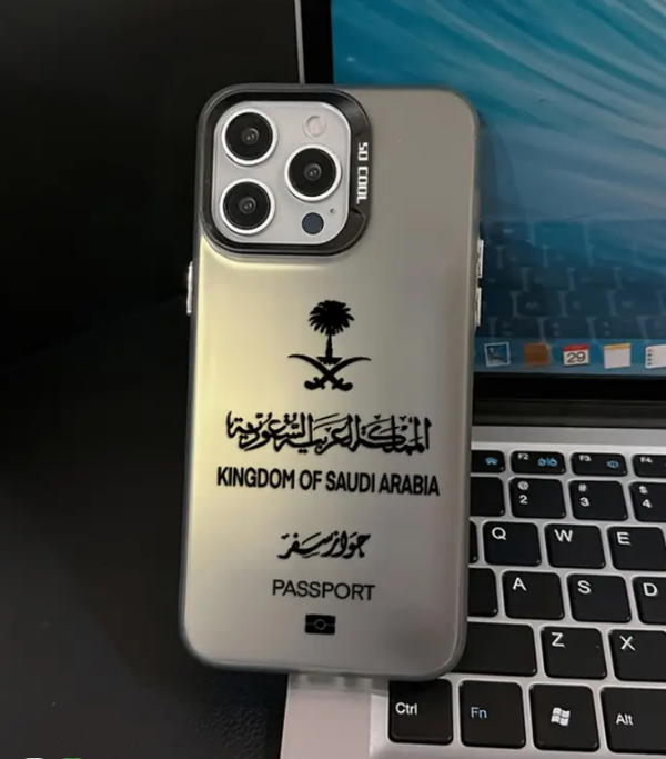 كفر هاتف ايفون عليه علم السعوديه لون التيتانيوم Image 3 Preview