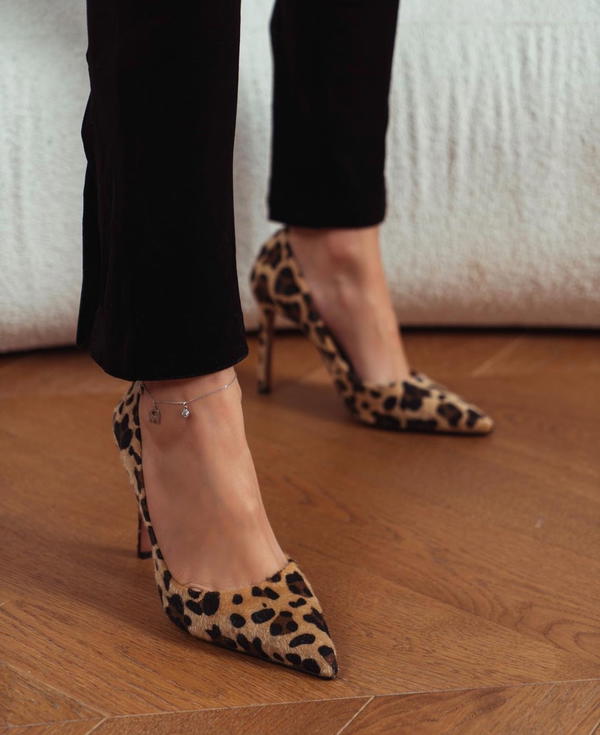 Tiger Chic Image 3 Preview