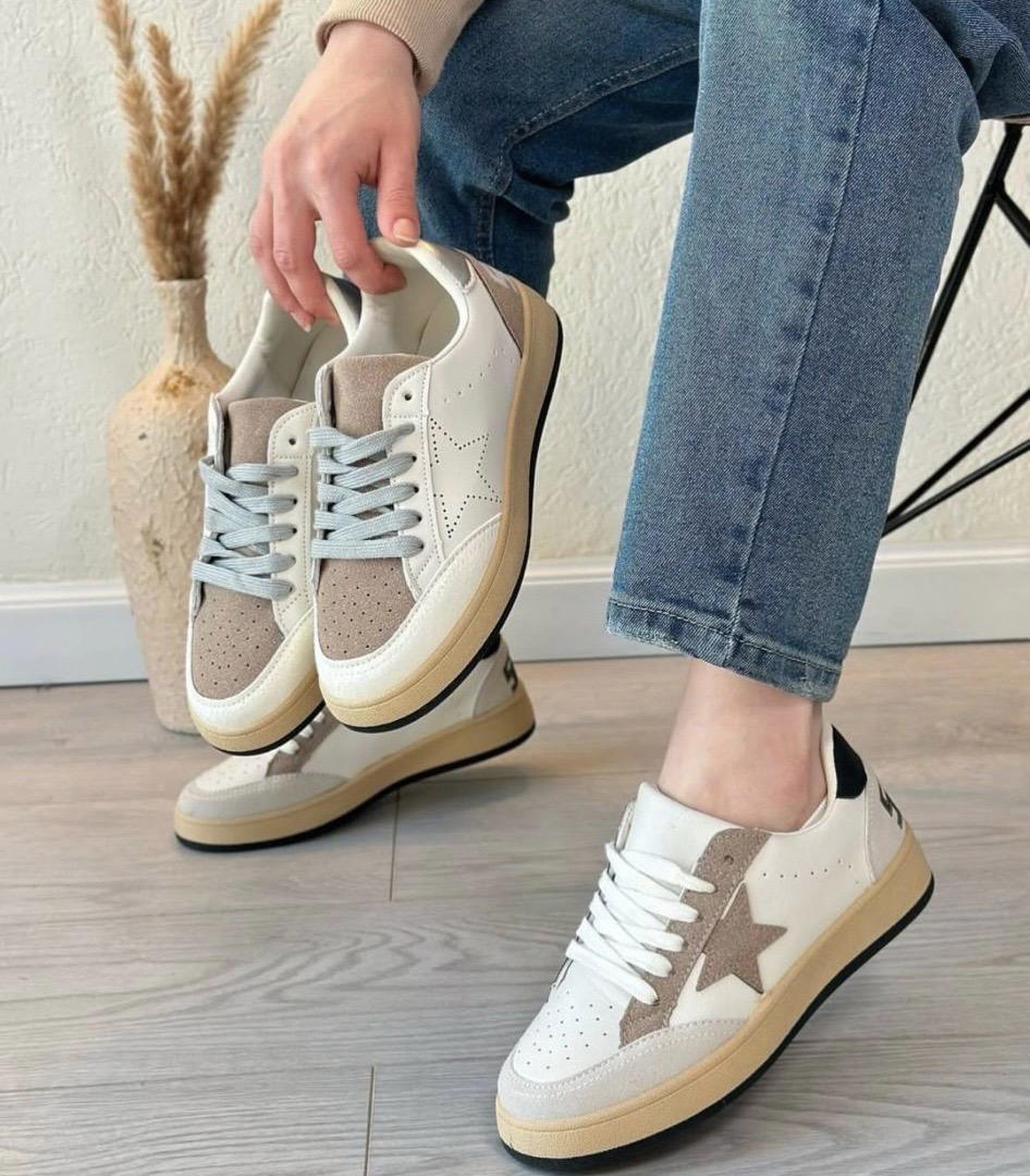 Sporty Boots Preview Image