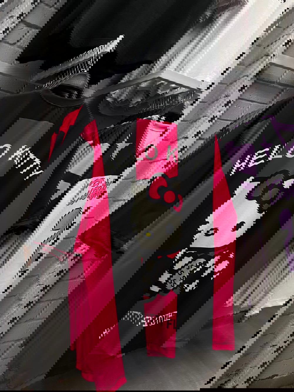 black & red hello kitty 2 Preview Image
