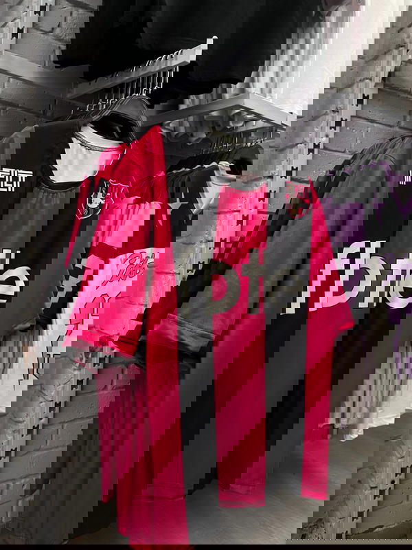 black & red hello kitty 2 Image 2 Preview