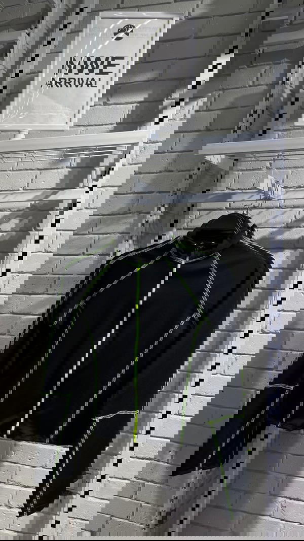 black top H2 Image 1 Preview