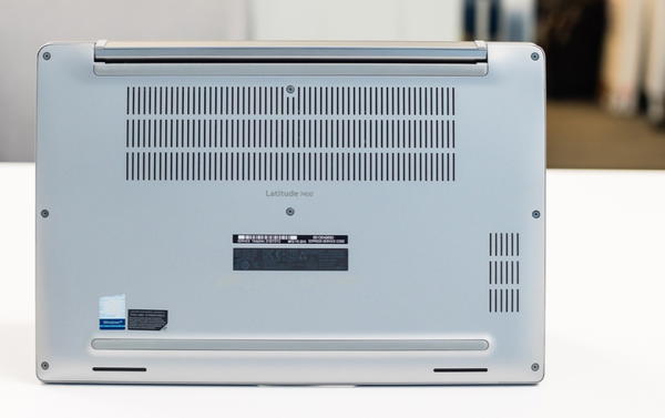 Dell latitude 7400 Image 7 Preview