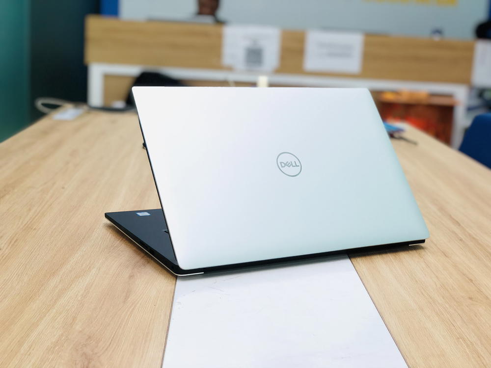 Dell precision 5530 i7 Preview Image