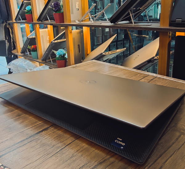 Dell precision 5560 Image 4 Preview