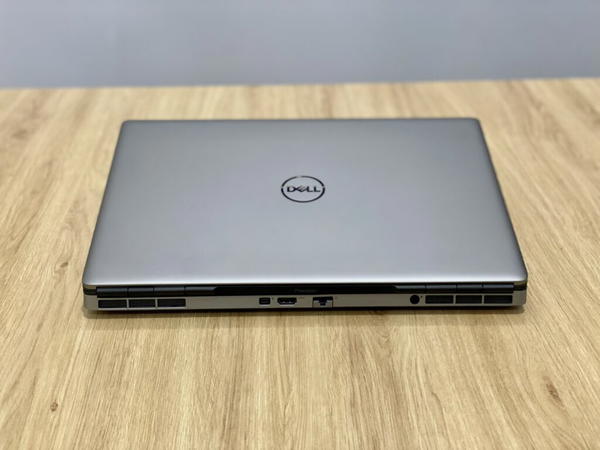 Dell precision 7550 Image 1 Preview
