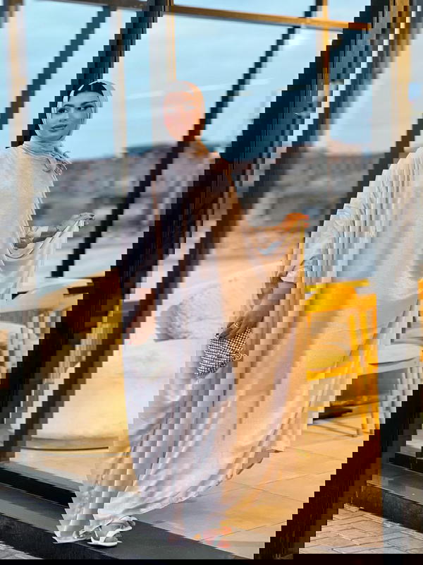 موديل 🔥عبايه توينز3قطع بيزك بنشوه فيونكه بطرحه Image 2 Preview
