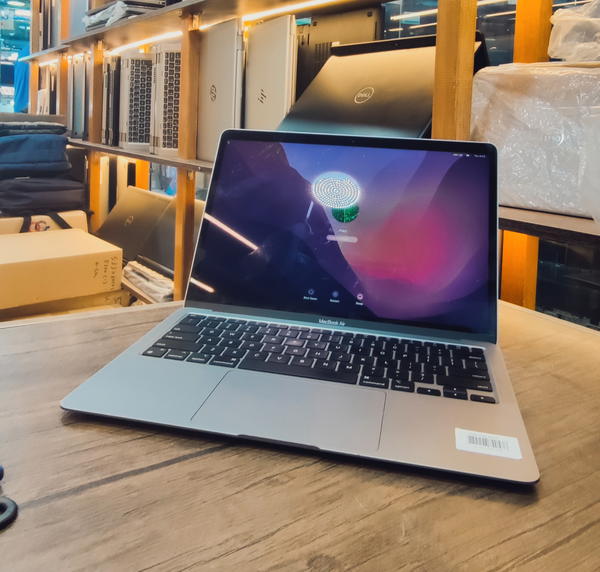 Mac AIR 2020 Image 1 Preview