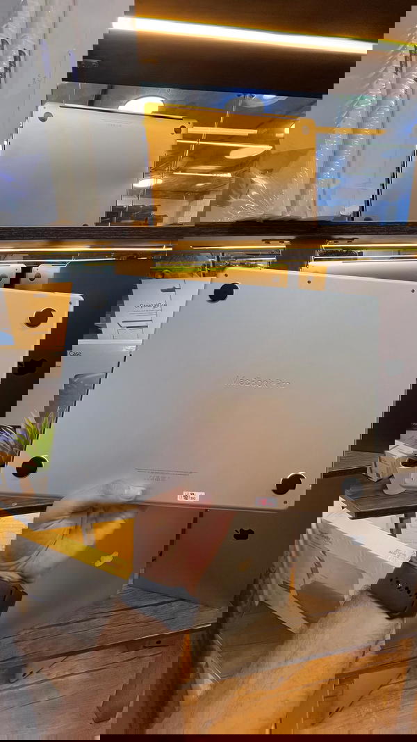 MacBook Pro M1 2021 Image 4 Preview