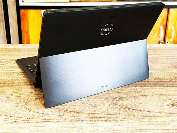 Dell latitude 5290 2 in 1 Image 3 Preview