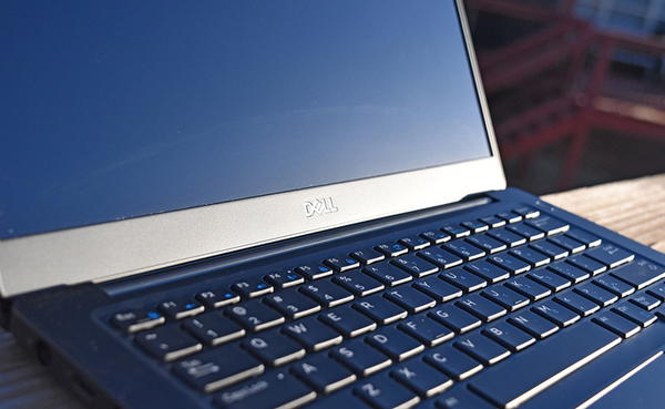 Dell latitude 5400 Image 3 Preview