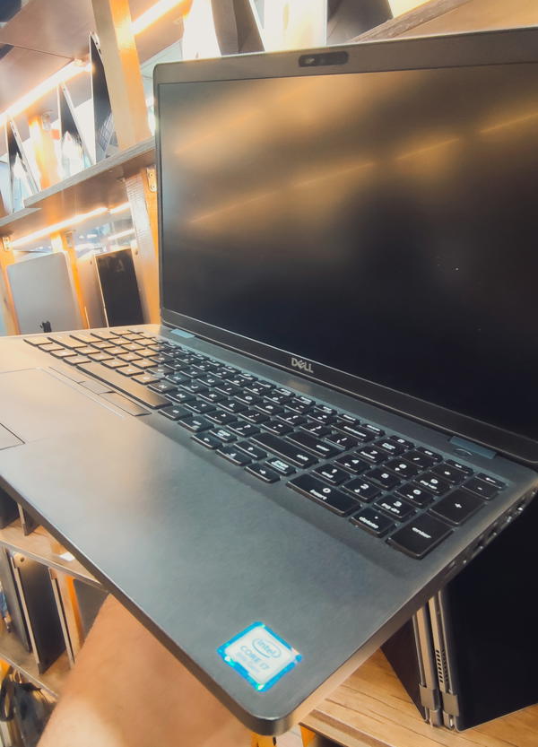 Dell latitude 5500 i7 Image 2 Preview