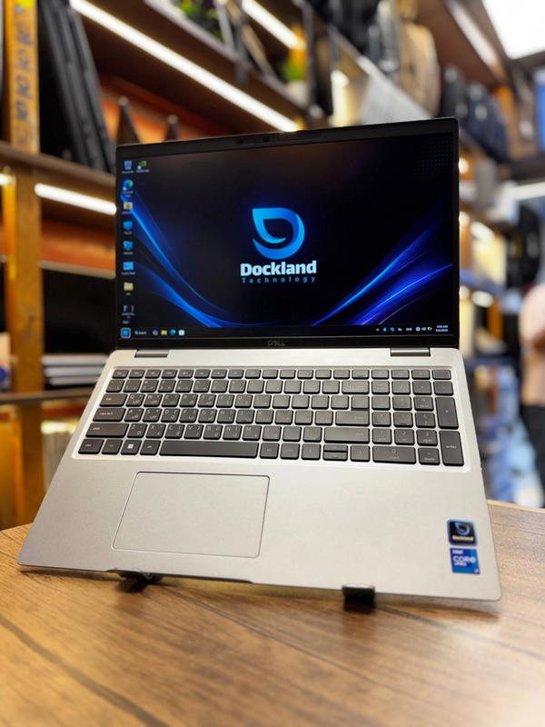 Dell precision 7560 Image 6 Preview