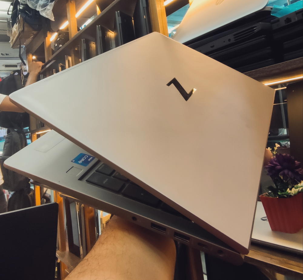 hp zbook G8 power Preview Image