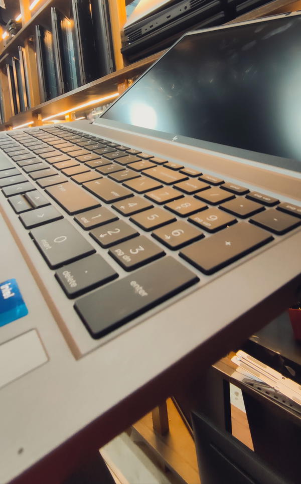 hp zbook G8 power Image 4 Preview