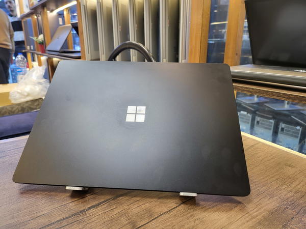 Microsoft surface 1959 Ryz7 Image 2 Preview
