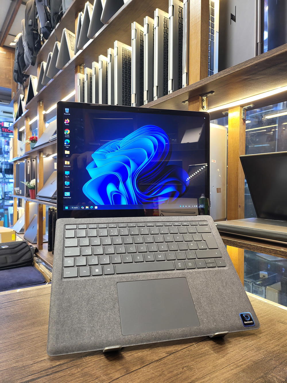Microsoft surface pro 1950 Preview Image