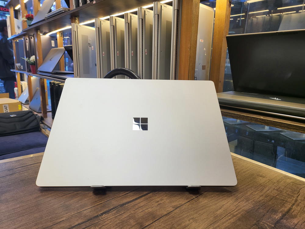 Microsoft surface pro 1979 Preview Image