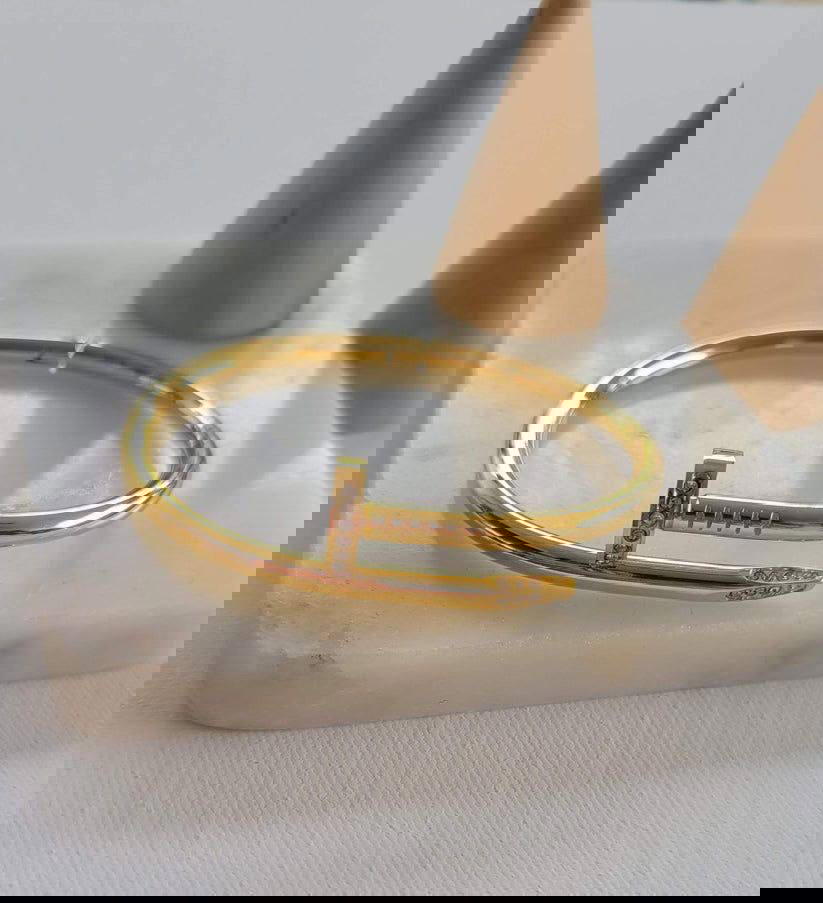 اسواره Preview Image