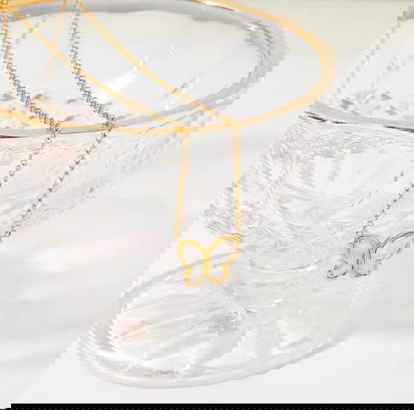 سلسلة فراشة صدف Image 2 Preview