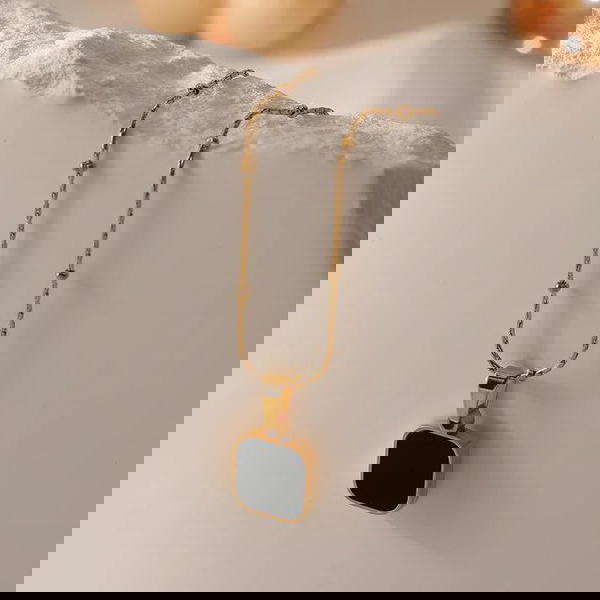 سلسلة صدفة اسود  Image 1 Preview