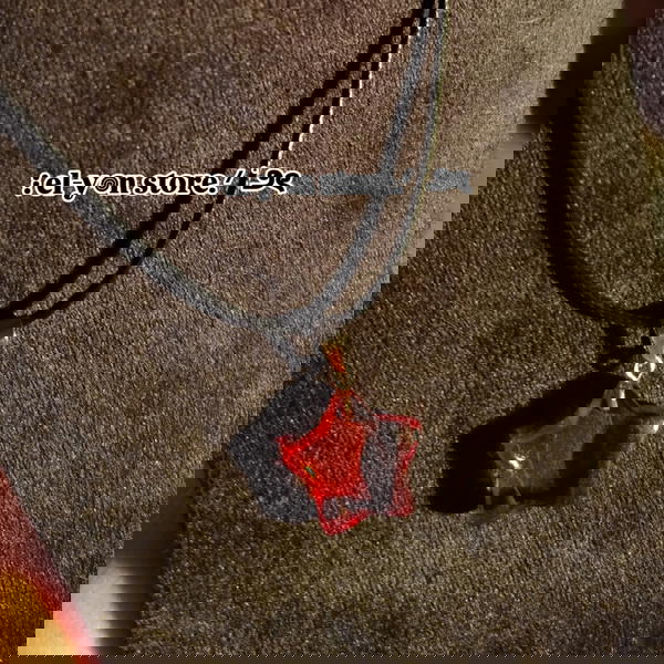 ャ › red star necklace ⭐ 𖤩 Image 2 Preview