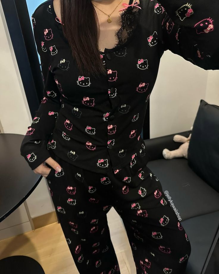 hello kitty pajamas  Preview Image