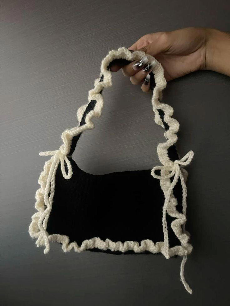 kornisha bag  Preview Image