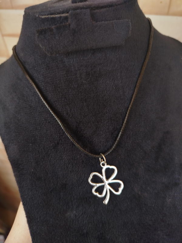 luck necklace 🍀 Image 2 Preview