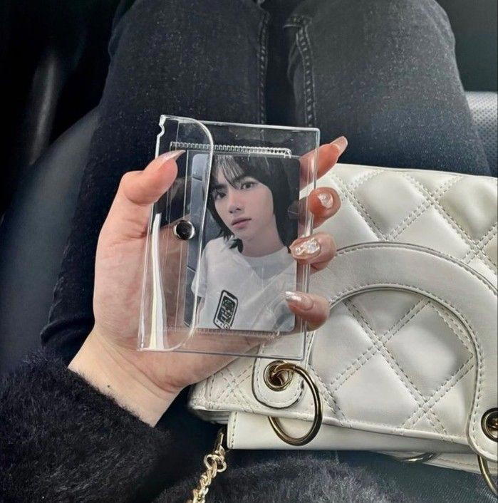 photo card wallet  Preview Image