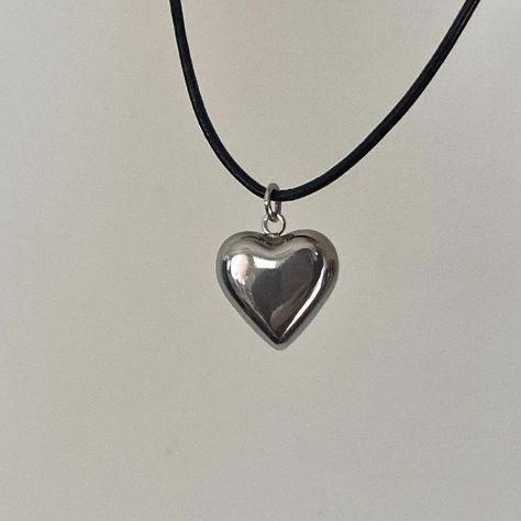 silver heart necklace  Preview Image