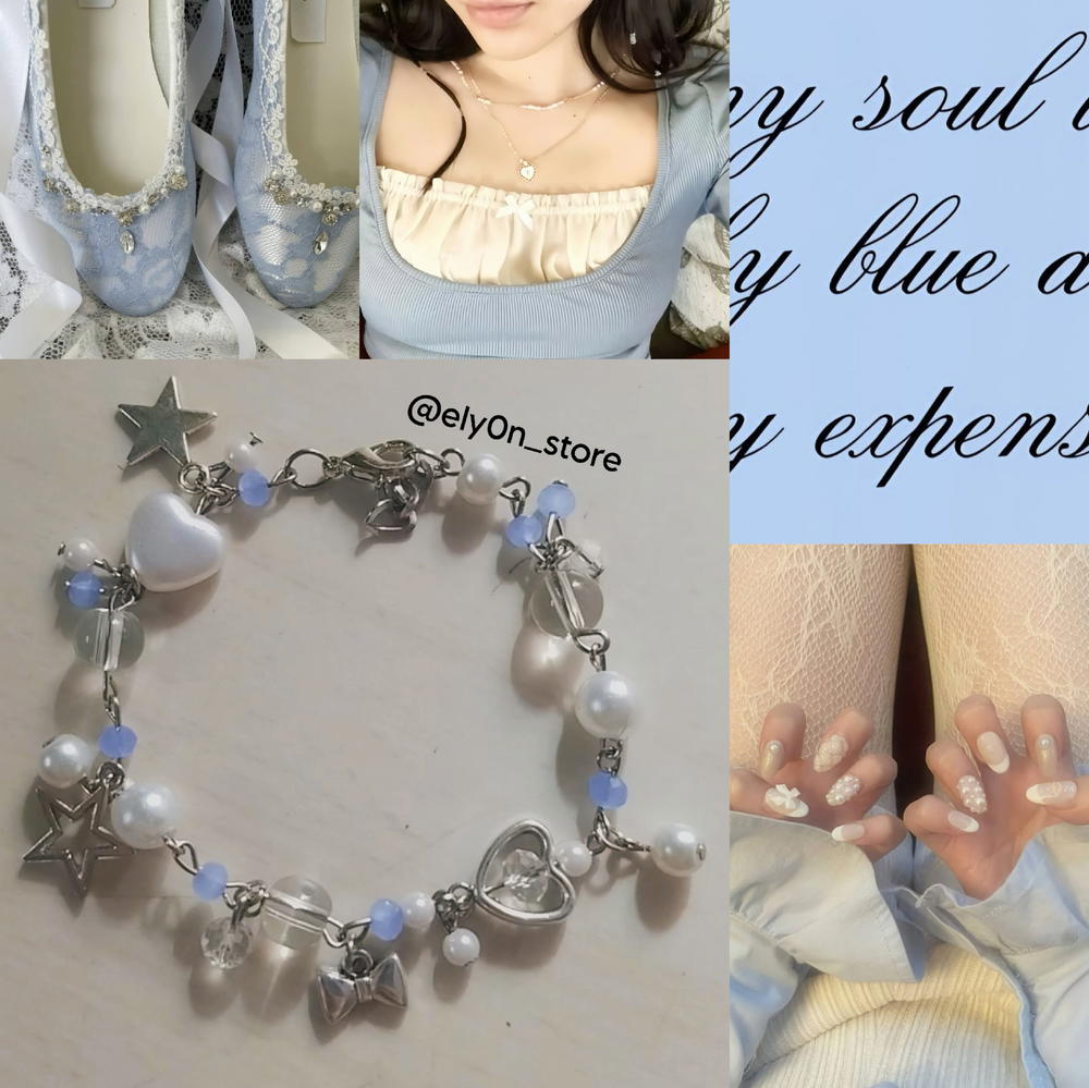 soft bluebarry bracelet 💙 Preview Image